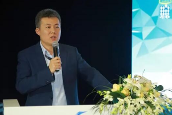 上海市国际展览有限公司副总裁 李征伟