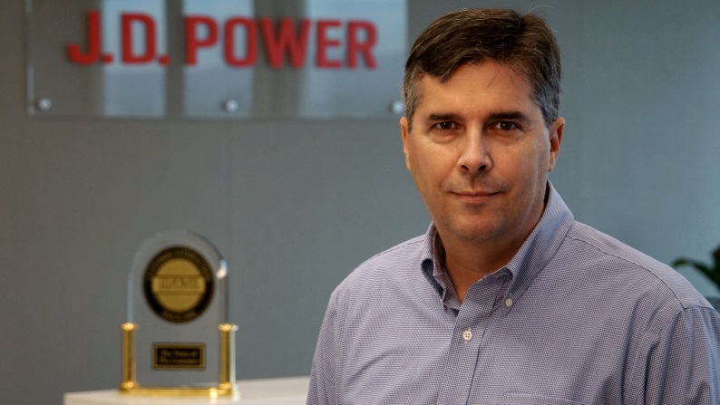 J.D. Power(君迪)全球汽车业务高级副总裁Doug Betts就全球汽车行业四大颠覆性趋势分享洞察