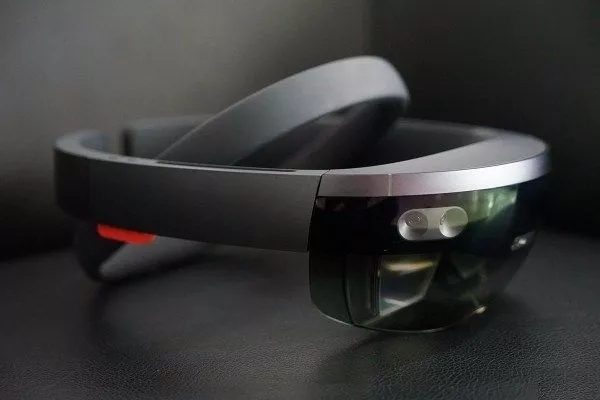 微软HoloLens MR