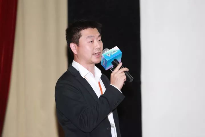 徐华昕先生