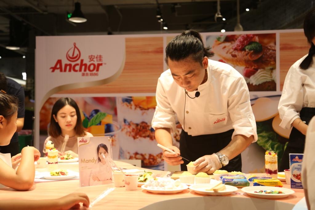 恒天然安佳与盒马鲜生打造烘焙教室米其林餐厅大厨亲授夏日甜品-3