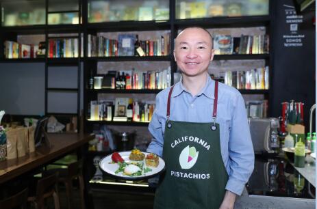 加州开心果携手Brian Tan打造初夏创意轻食套餐