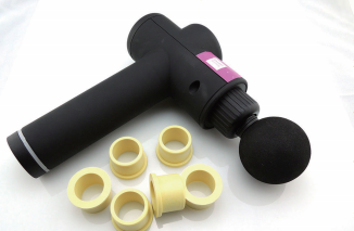 上海简灵 stamid 102 系列工程塑料轴承用于筋膜枪，具有低噪音、免维护、高耐磨和不伤轴的优点。
