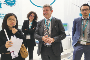 Alfamation 总裁兼 CEO Mauro Arigossi 先生（中）