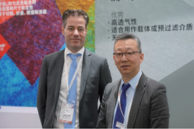 禄博纳全球工业市场负责人Hiddo van de Ven先生（左），禄博 纳中国区总经理、亚太区业务发展总监徐澄宇先生（右）。