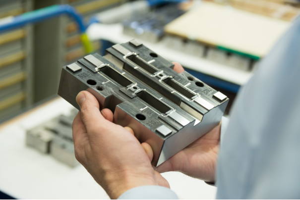 注塑模必须满足Braunform的最高要求，包括技术先进性和生产高效率的要求