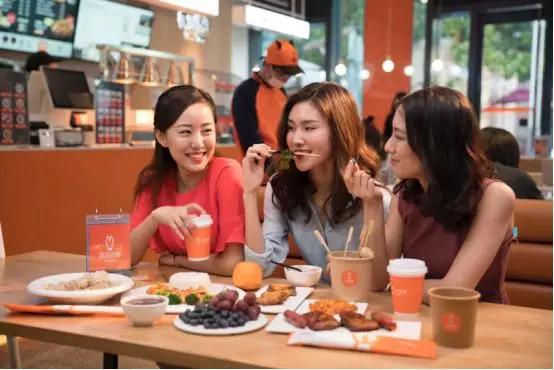 兼具堂食和外卖的筷马热食门店