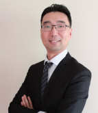 董侃先生， 瓦克化学有机硅工业解决方案市场部经理