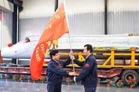 首架“枭龙”飞机大修和建线项目启动