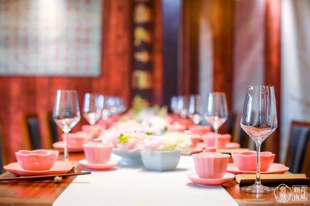 正秋色似锦 恰香宴如酩——穆芙蓉联袂川菜大师彭子渝沪上设宴