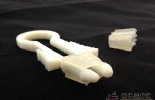 美大学生发明硅酮“N型支架”