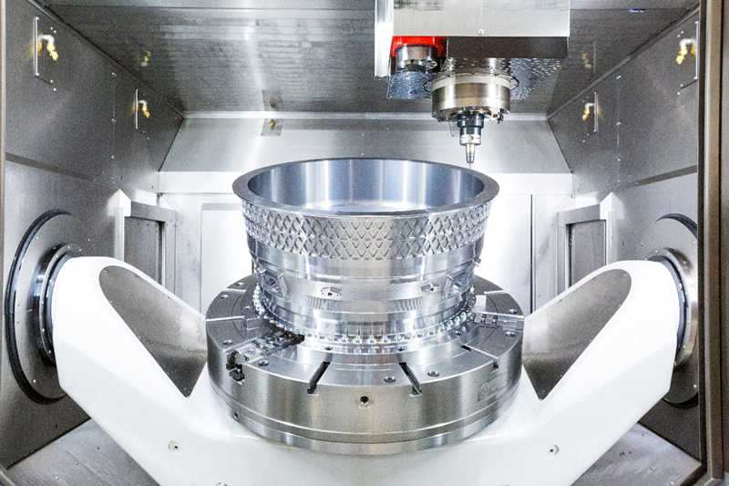 BRETON 5轴立式加工中心ULTRIX 1400：铣削、车削和高精度磨削的利器