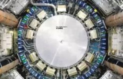 北大颜学庆卢海洋团队提出激光驱动光子对撞机设计新方案