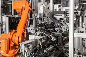 增速下滑三成多，国产机器人怎么了？