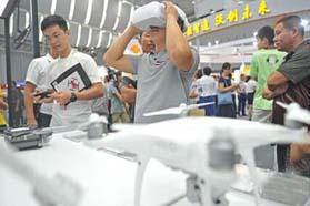 打破传统模式极限，探路人工智能让数据“自我学习”