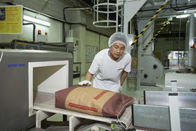 百乐嘉利宝加强并扩展其精典美食工业产品与服务