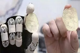 柔性电子皮肤离真正的皮肤还有多远？