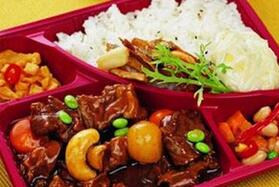 外卖分量少于堂食？店家说法不一