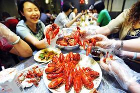 中烹协发布《2017年度美食消费报告》