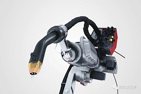 福尼斯焊接携Fronius TPS/i Twin双丝协同焊接系统亮相 2019 北京·埃森焊接与切割展览会