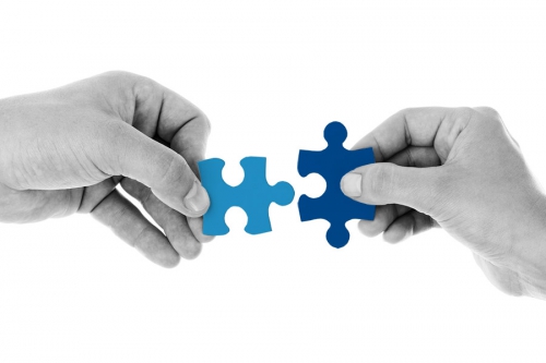 华中科技大学校企合作共建激光技术研发平台技术交流会近日召开