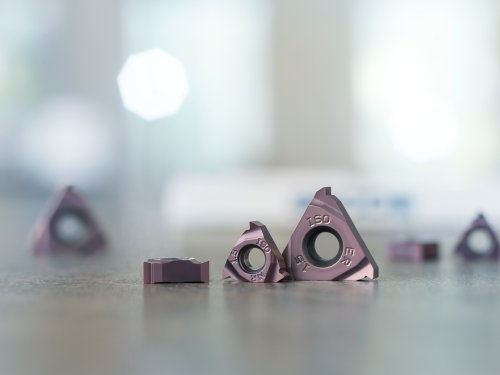 山高新型螺纹材质带来更好的加工性能
