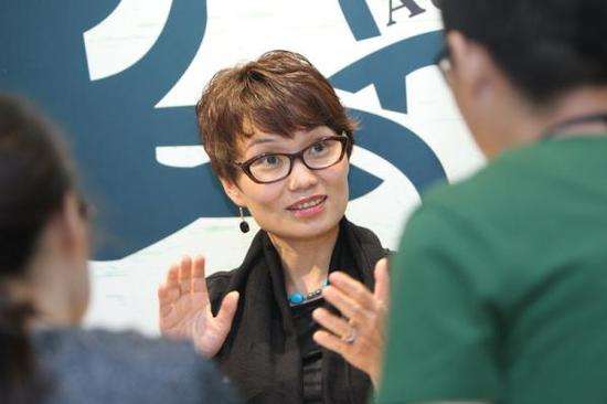 百胜中国掌门人更替  “复兴女王”将有何作为？