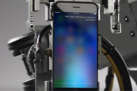 苹果拆解机器人Liam亮相：11秒肢解1台iPhone