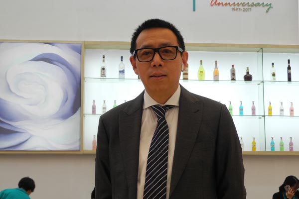 德马集团：系列厚礼献中国物流行业