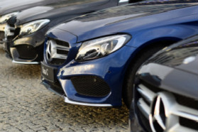 戴姆勒2019年将更换长任掌门人 新掌门能否应对汽车行业大变革?