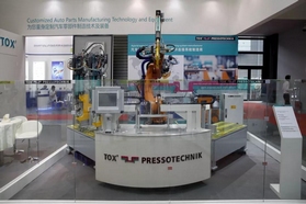 苏州托克斯：TOX金属板件冷压连接机器人工作站，TOX自动化压装检测生产线