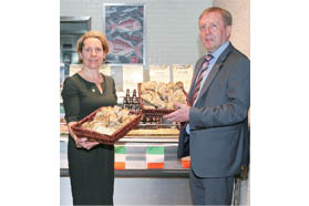 爱尔兰食品：源于绿色秉承自然——专访爱尔兰农业、食品及海事部部长麦克尔 · 柯里德