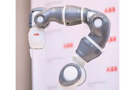 ABB为未来工厂打造柔性、智能、定制化解决新方案