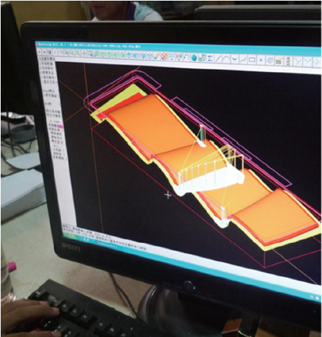 图4 用于模型制作的3D CAM 文件。第一步是使用“MasterCAM” 软件绘制单个模具板的模具几何形状和工具路径。