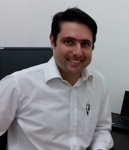 Vinicius Ferracini Piconi是泵工程师培训计划 的2015届毕业生。
