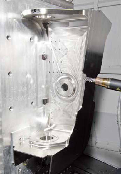 龙门式机器上的垂直主轴转速达25000 rpm，功率为80 hp。A6配备了 33000 rpm的卧式主轴，功率为161 hp。