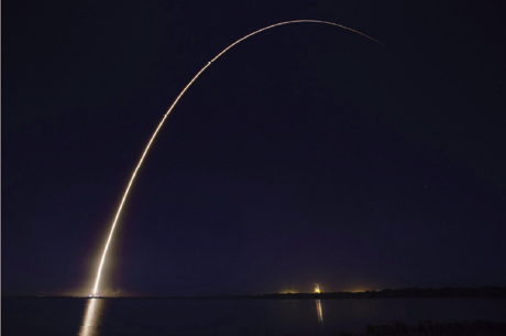 Space X 的猎鹰火箭。图片来源：Space X。