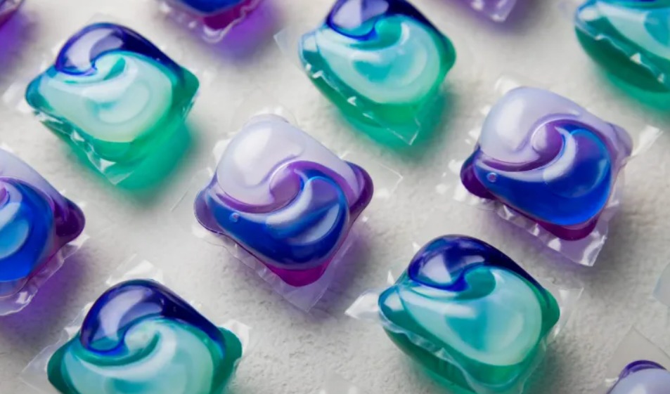 Water-soluble packaging market size projection and trends