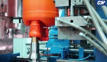 Inner thread Unscrew Function for Extrusion Blow Molding Applications