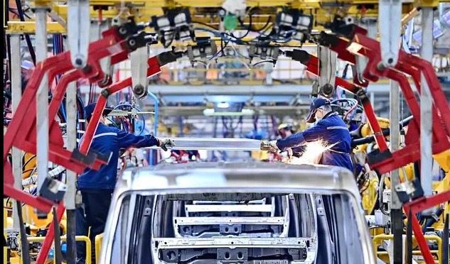 美国宣布将中国电动汽车关税增至100% 专家：不会放缓国内汽车出口节奏