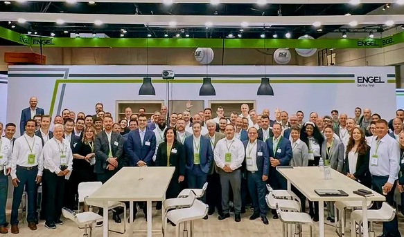 Great success for ENGEL with technological innovations and customer focus