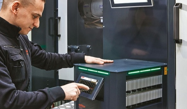 New generation of control units for hot runner injection moulding