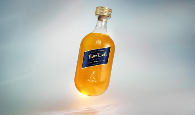 Johnnie Walker unveils lightest whiskey glass bottle