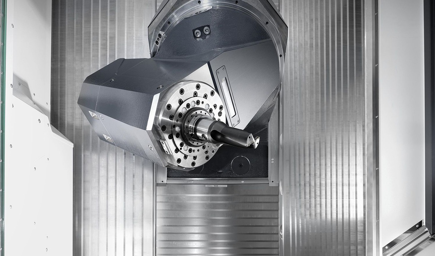 Precision and performance in 5-axis machining