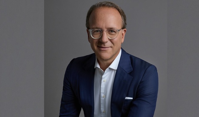 Estée Lauder names new president and CEO