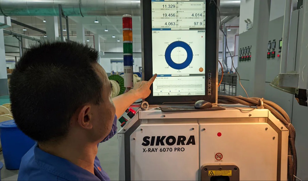 Inline measurement of wall thickness, eccentricity and diameter