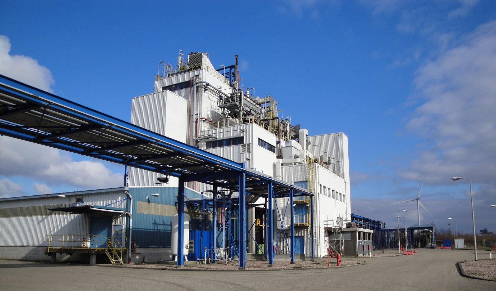 Perstorp enters specialty fluids market with acquisition of ester plant