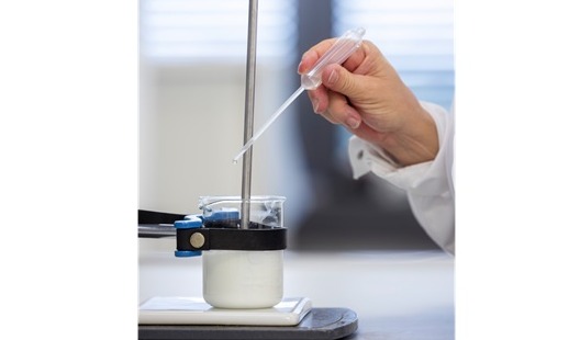 Aristoflex™ SUN: Clariant's new rheology modifier for suncare formulations