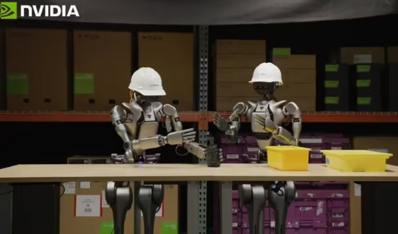 英伟达发布 GR00T N1.5 人形机器人 AI 基础模型，黄仁勋称将推动“下一代工业革命”