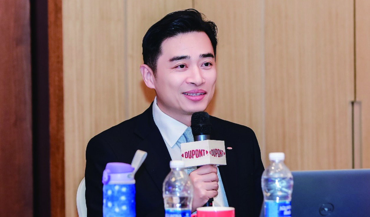 杜邦 : 百年创新深耕中国，共塑汽车产业新未来